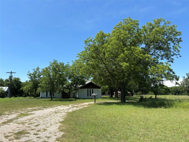 3020 Fm 2210 E, Perrin, TX 76486