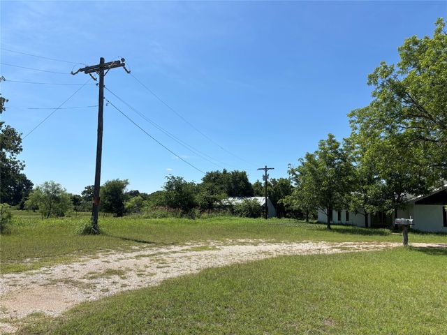 3020 Fm 2210 E, Perrin, TX 76486