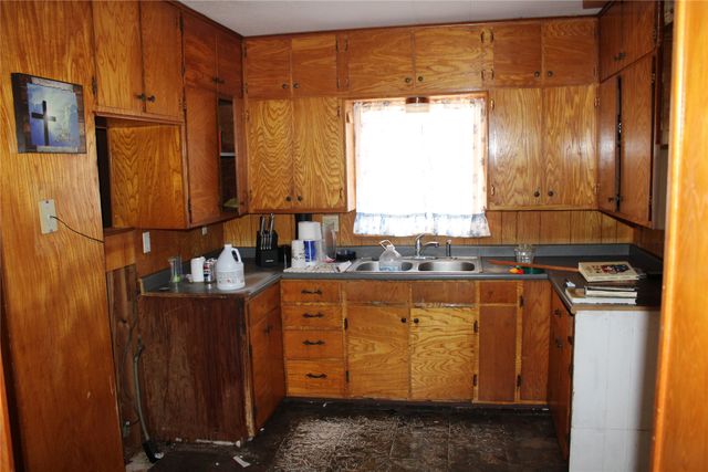 3020 Fm 2210 E, Perrin, TX 76486