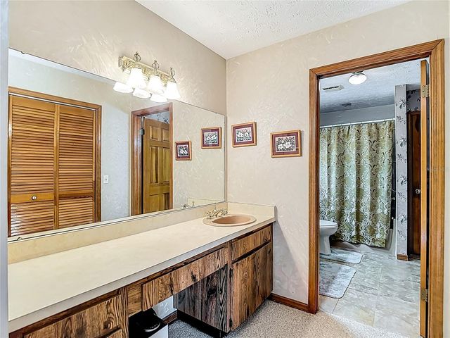 1004 MOOK STREET, Brandon, FL 33510
