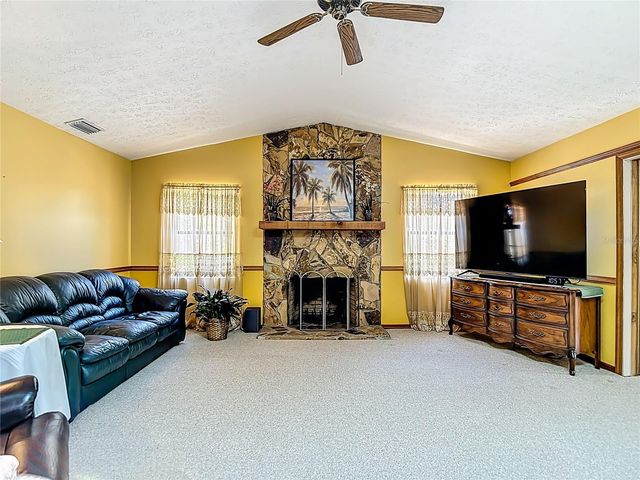 1004 MOOK STREET, Brandon, FL 33510
