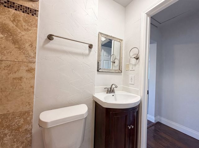 2832 Avenue I, Fort Worth, TX 76105