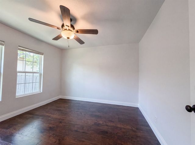 2832 Avenue I, Fort Worth, TX 76105