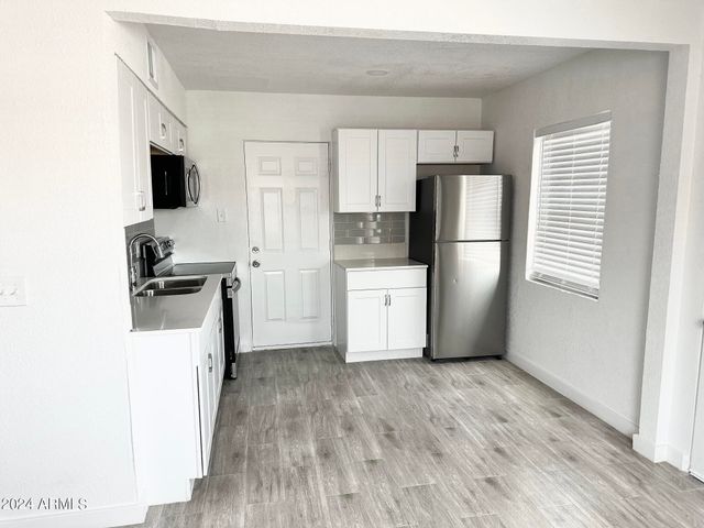 6808 N 23RD Avenue 1, Phoenix, AZ 85015