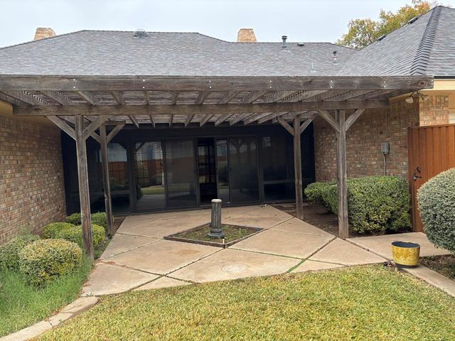 3905 Arroyo Dr, Midland, TX 79707