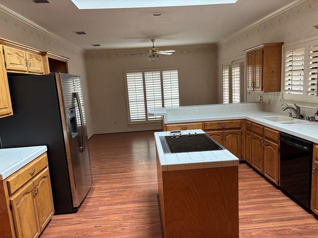 3905 Arroyo Dr, Midland, TX 79707