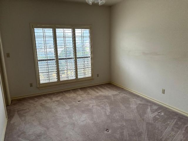 3905 Arroyo Dr, Midland, TX 79707