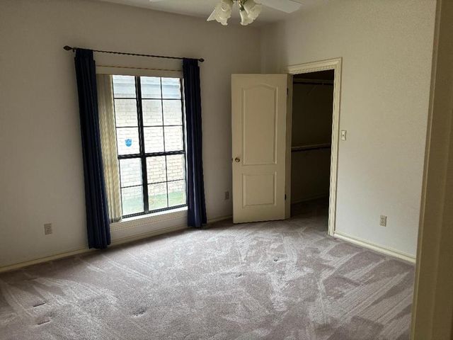 3905 Arroyo Dr, Midland, TX 79707