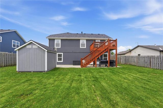 3021 N 157th Street, Basehor, KS 66007