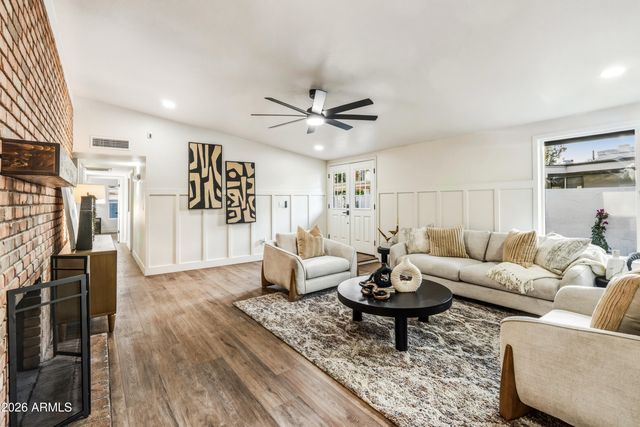 611 W GIBRALTAR Lane, Phoenix, AZ 85023