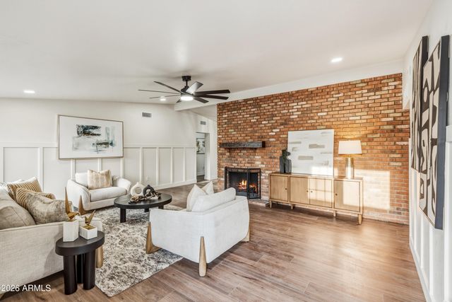 611 W GIBRALTAR Lane, Phoenix, AZ 85023