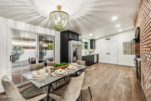 611 W GIBRALTAR Lane, Phoenix, AZ 85023