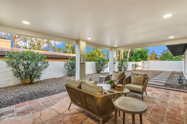 611 W GIBRALTAR Lane, Phoenix, AZ 85023