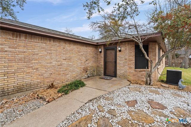 3923 River Oaks Circle, Temple, TX 76504