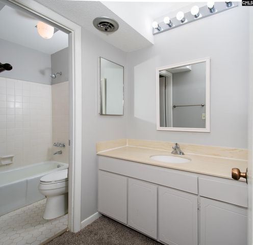 3600 Chateau Drive T240, Columbia, SC 29204