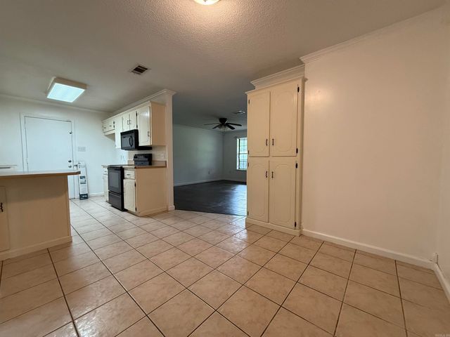 79 Pear Street, Cabot, AR 72023