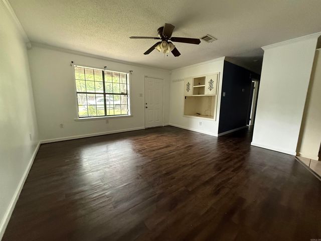 79 Pear Street, Cabot, AR 72023