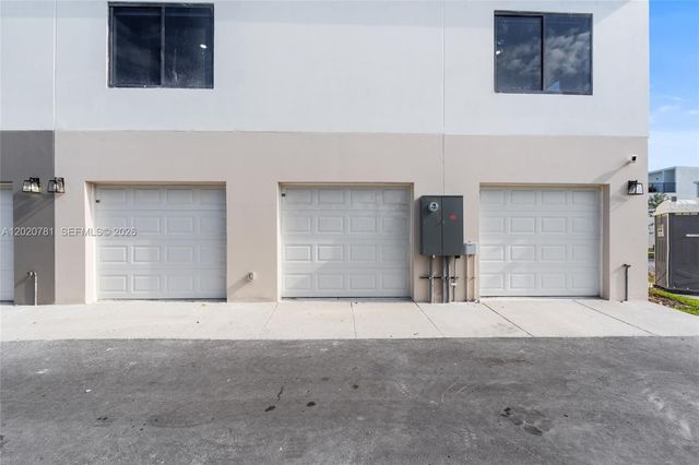 14530 SW 261st Ter 2, Homestead, FL 33032