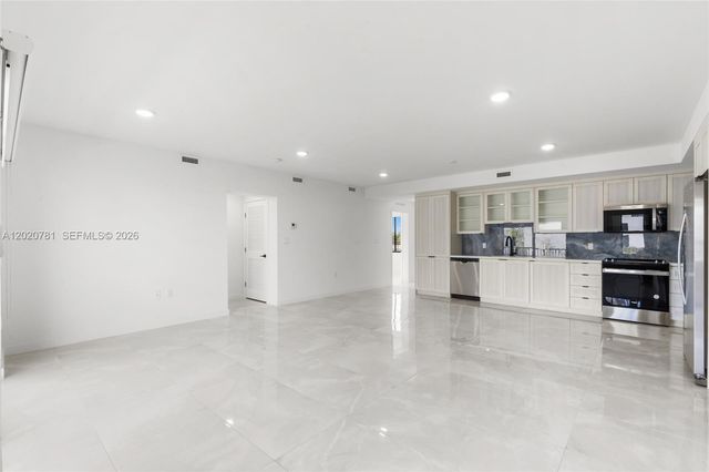 14530 SW 261st Ter 2, Homestead, FL 33032