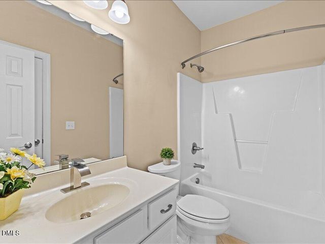 200 Gibson Lane, Clayton, NC 27527