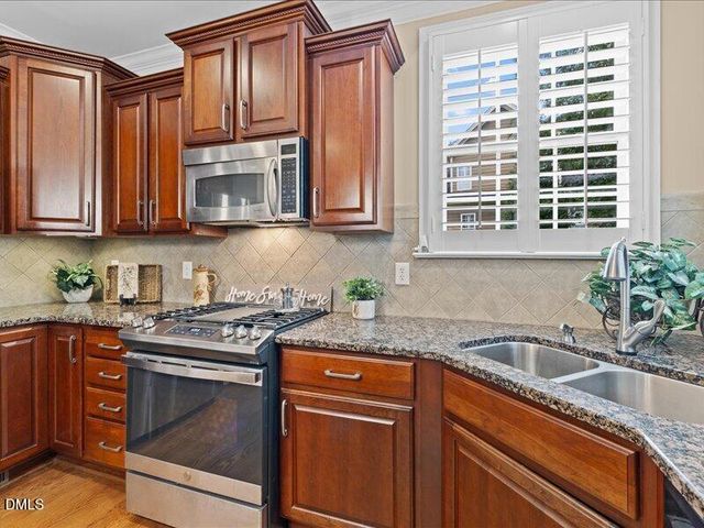 200 Gibson Lane, Clayton, NC 27527