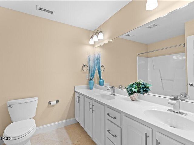 200 Gibson Lane, Clayton, NC 27527