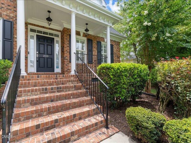 200 Gibson Lane, Clayton, NC 27527