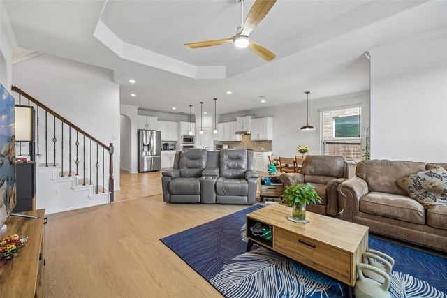 9220 Bronze Meadow Drive, Fort Worth, TX 76131
