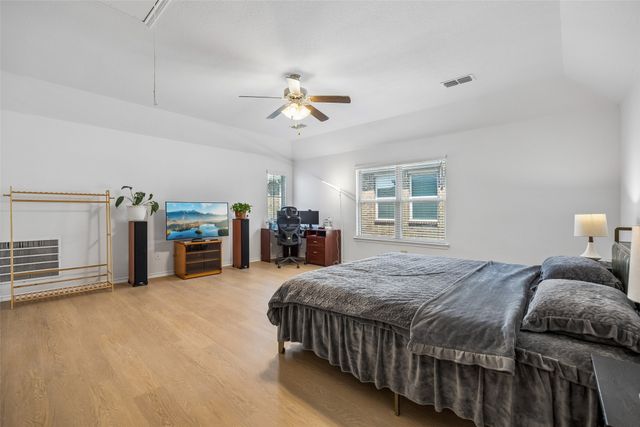 9220 Bronze Meadow Drive, Fort Worth, TX 76131