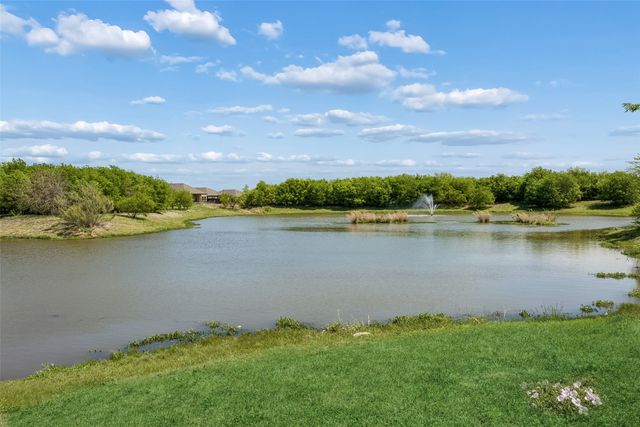 9220 Bronze Meadow Drive, Fort Worth, TX 76131
