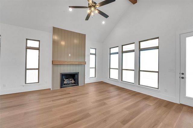 434 Fox Trail, Elm Springs, AR 72762