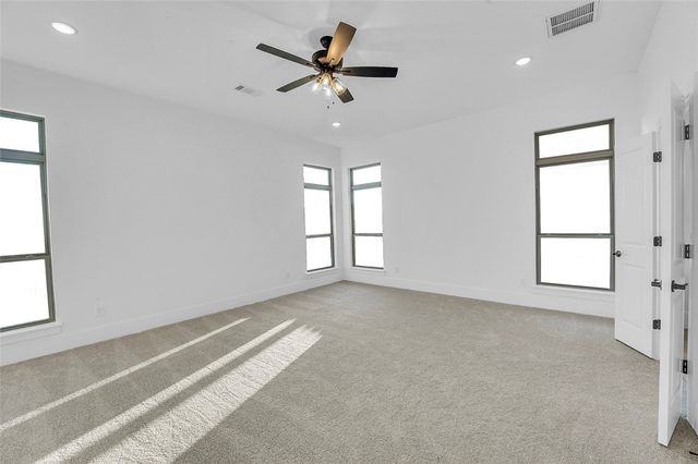 434 Fox Trail, Elm Springs, AR 72762