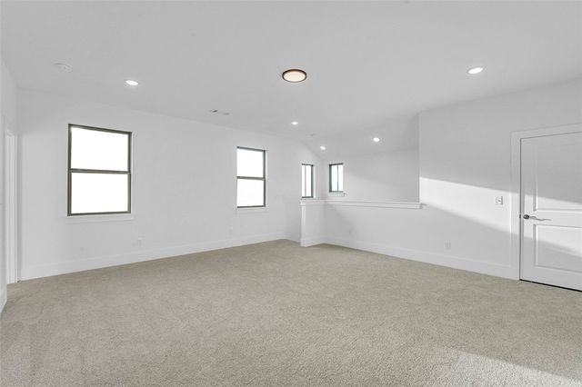 434 Fox Trail, Elm Springs, AR 72762