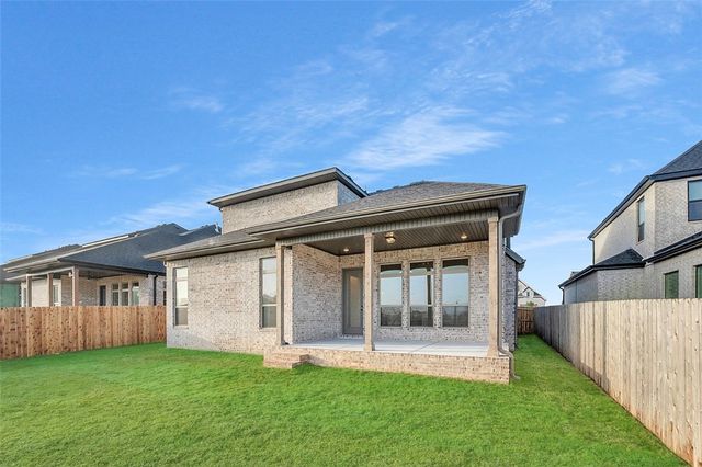 434 Fox Trail, Elm Springs, AR 72762