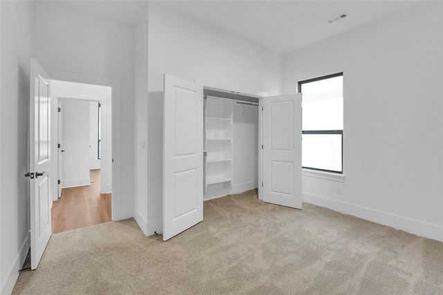 434 Fox Trail, Elm Springs, AR 72762