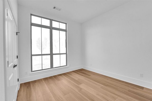 434 Fox Trail, Elm Springs, AR 72762