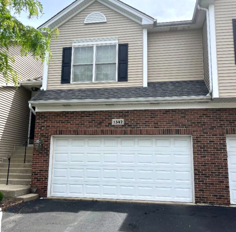 1342 N Winslowe Drive, Palatine, IL 60074