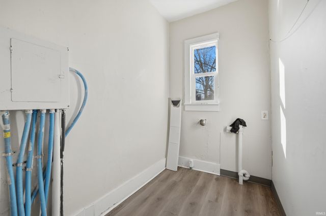 1829 Hoagland Avenue, Fort Wayne, IN 46802