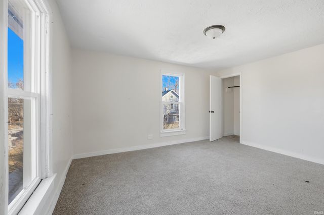 1829 Hoagland Avenue, Fort Wayne, IN 46802