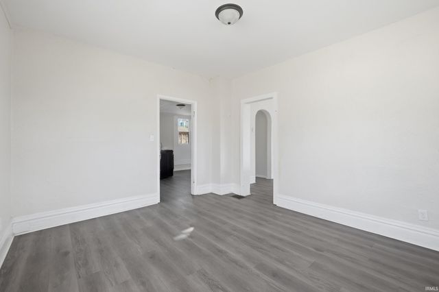 1829 Hoagland Avenue, Fort Wayne, IN 46802