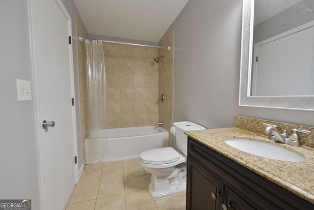 459 Ridgetop Drive NW, Acworth, GA 30102