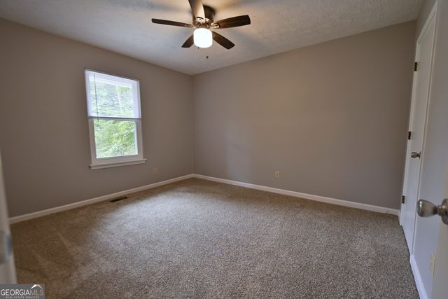 459 Ridgetop Drive NW, Acworth, GA 30102