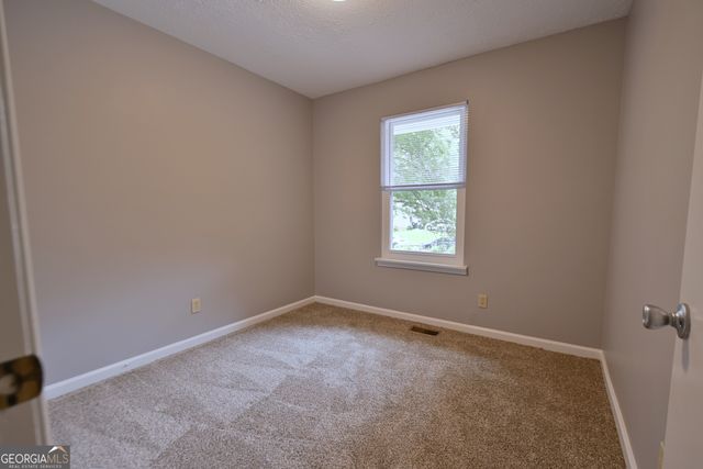 459 Ridgetop Drive NW, Acworth, GA 30102