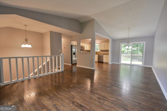 459 Ridgetop Drive NW, Acworth, GA 30102