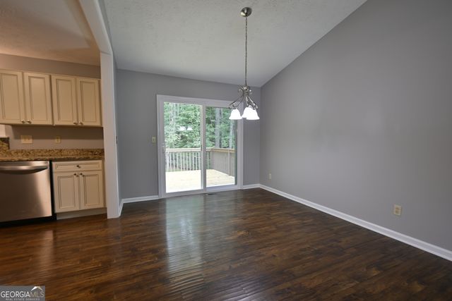 459 Ridgetop Drive NW, Acworth, GA 30102