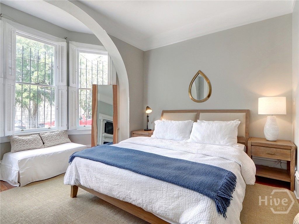 Image 15 of property listing at 109 W Bolton Street A, Savannah, GA 31401