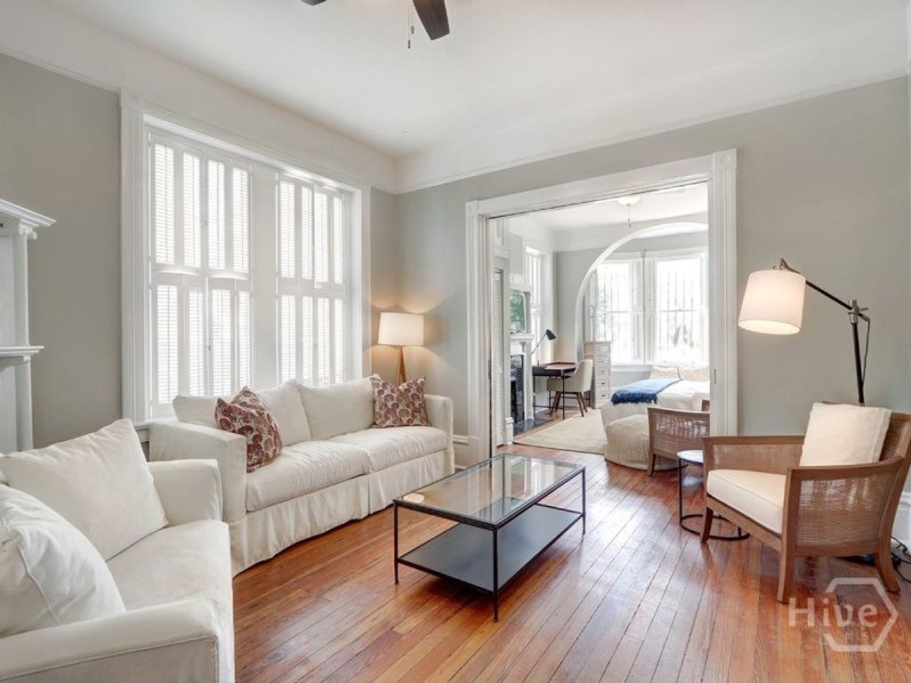 Image 6 of property listing at 109 W Bolton Street A, Savannah, GA 31401