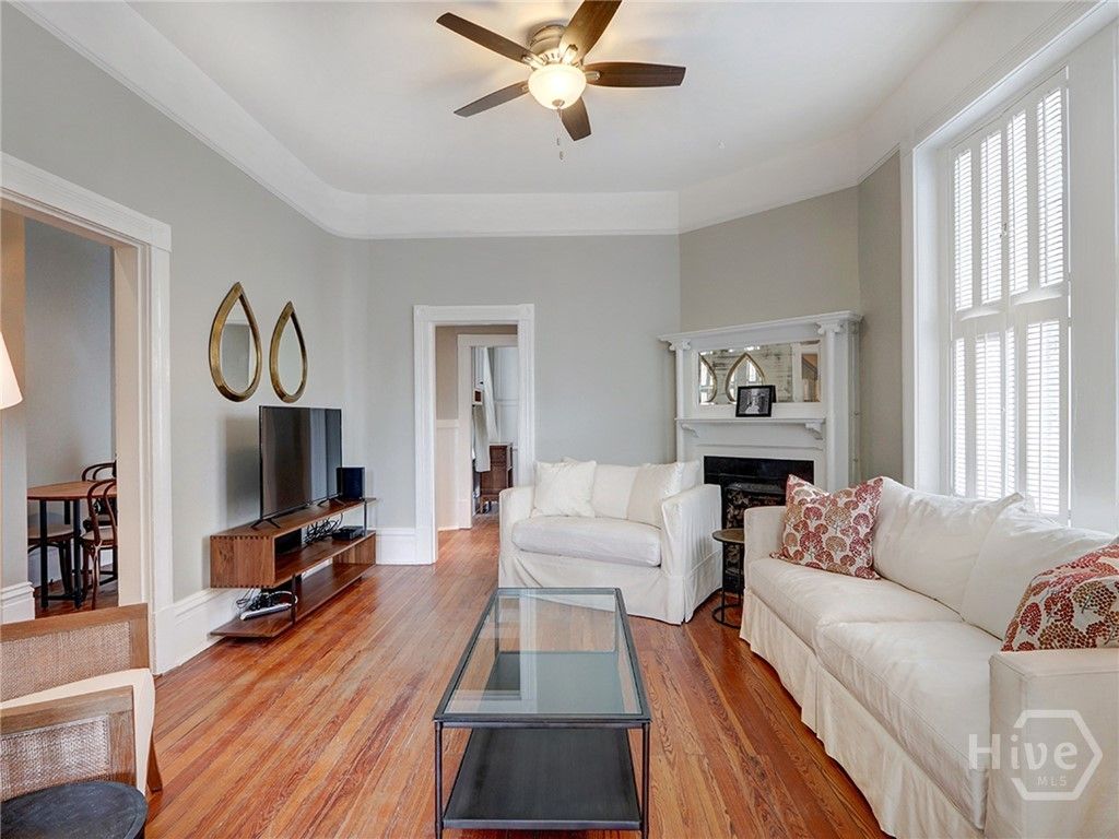 Image 7 of property listing at 109 W Bolton Street A, Savannah, GA 31401