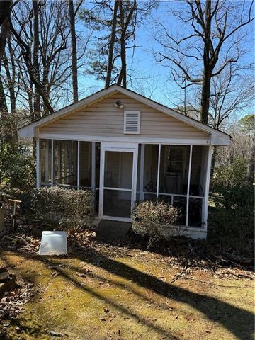 2372 Midvale Circle, Tucker, GA 30084