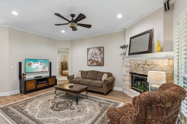 6501 Falcon Crest Lane, Sachse, TX 75048